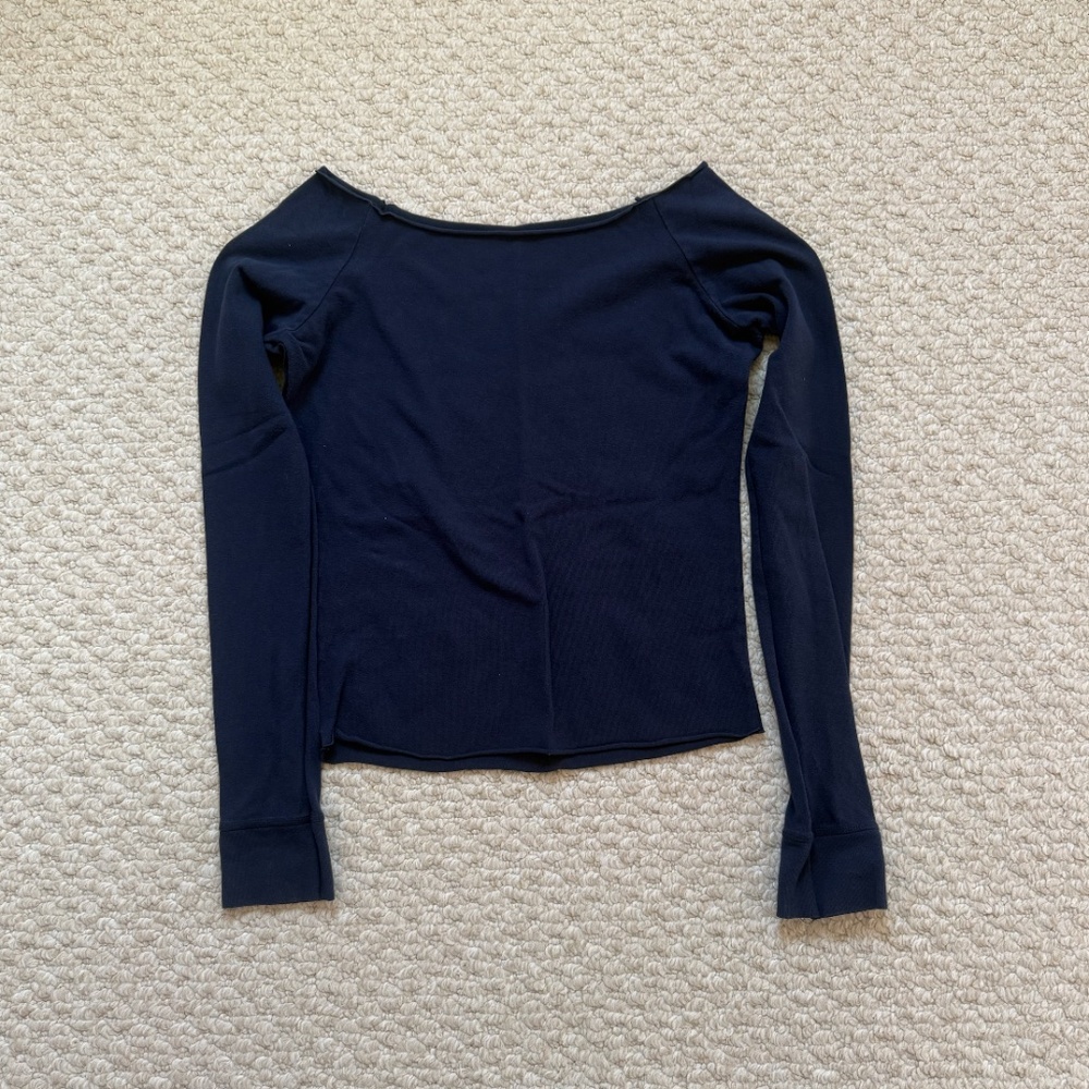 Brandy Melville/John Galt Navy Bonnie Off-The-Shoulder Top